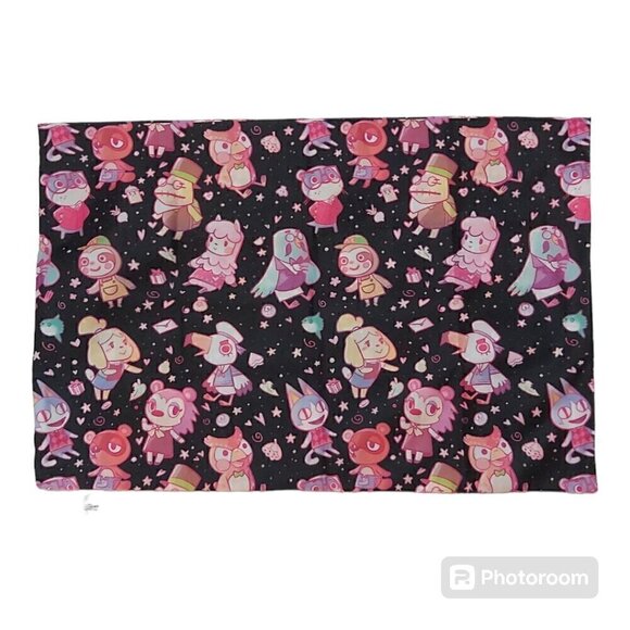 16" x 24" 100% Polyester Animal Crossing Character Pillow Case - Picture 2 of 3